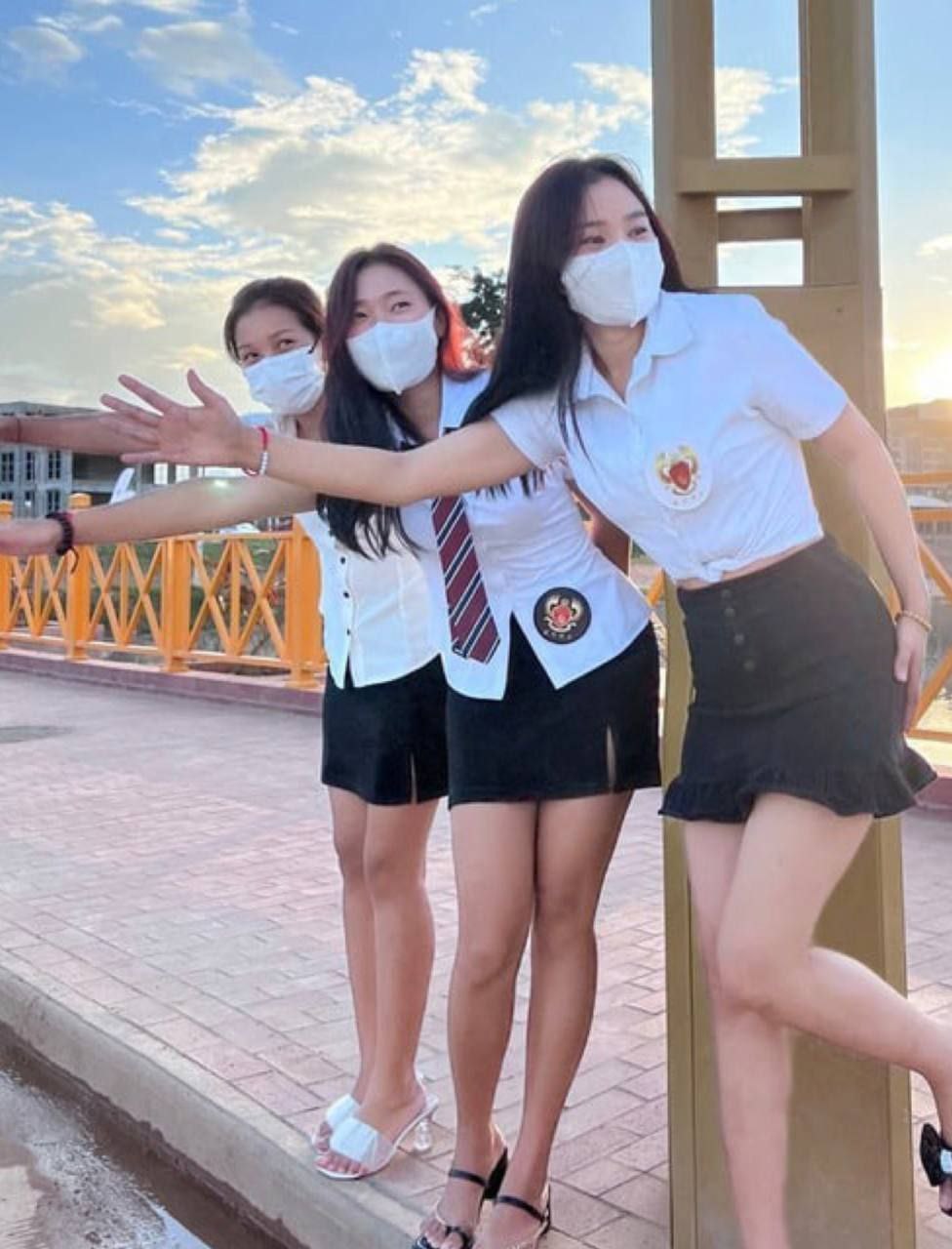 腾龍公司客服微信774590383 